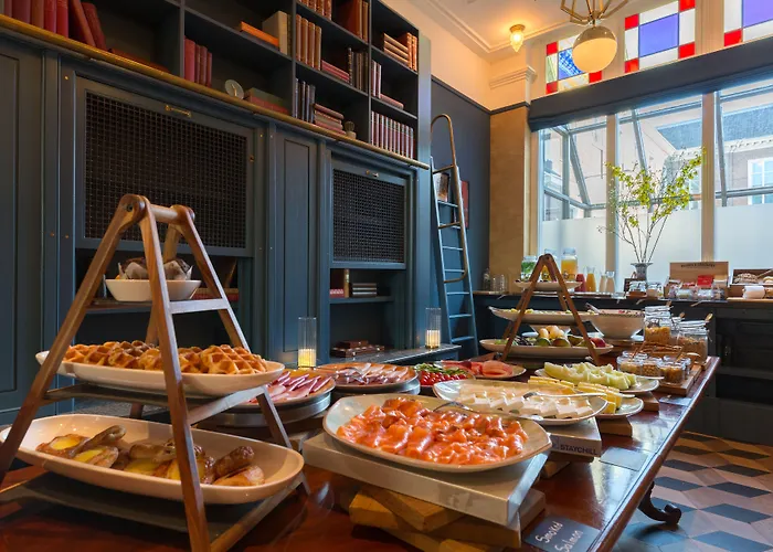 Hotell Indigo - Palace Noordeinde By Ihg 4*