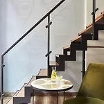 Indigo - Palace Noordeinde By Ihg ホテル 4*