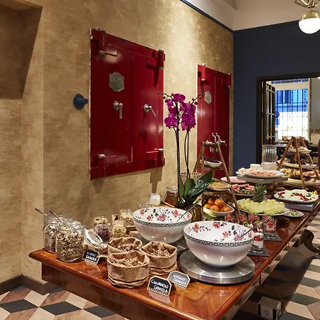 Indigo - Palace Noordeinde By Ihg Hotel